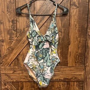 J crew women’s tropical‎ pink palm tree one piece swimsuit size medium EUC